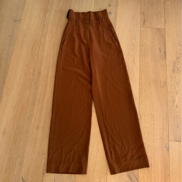 NWT Aritzia Babaton Jermaine Pant in Cigar Size 0 - Picture 2 of 9